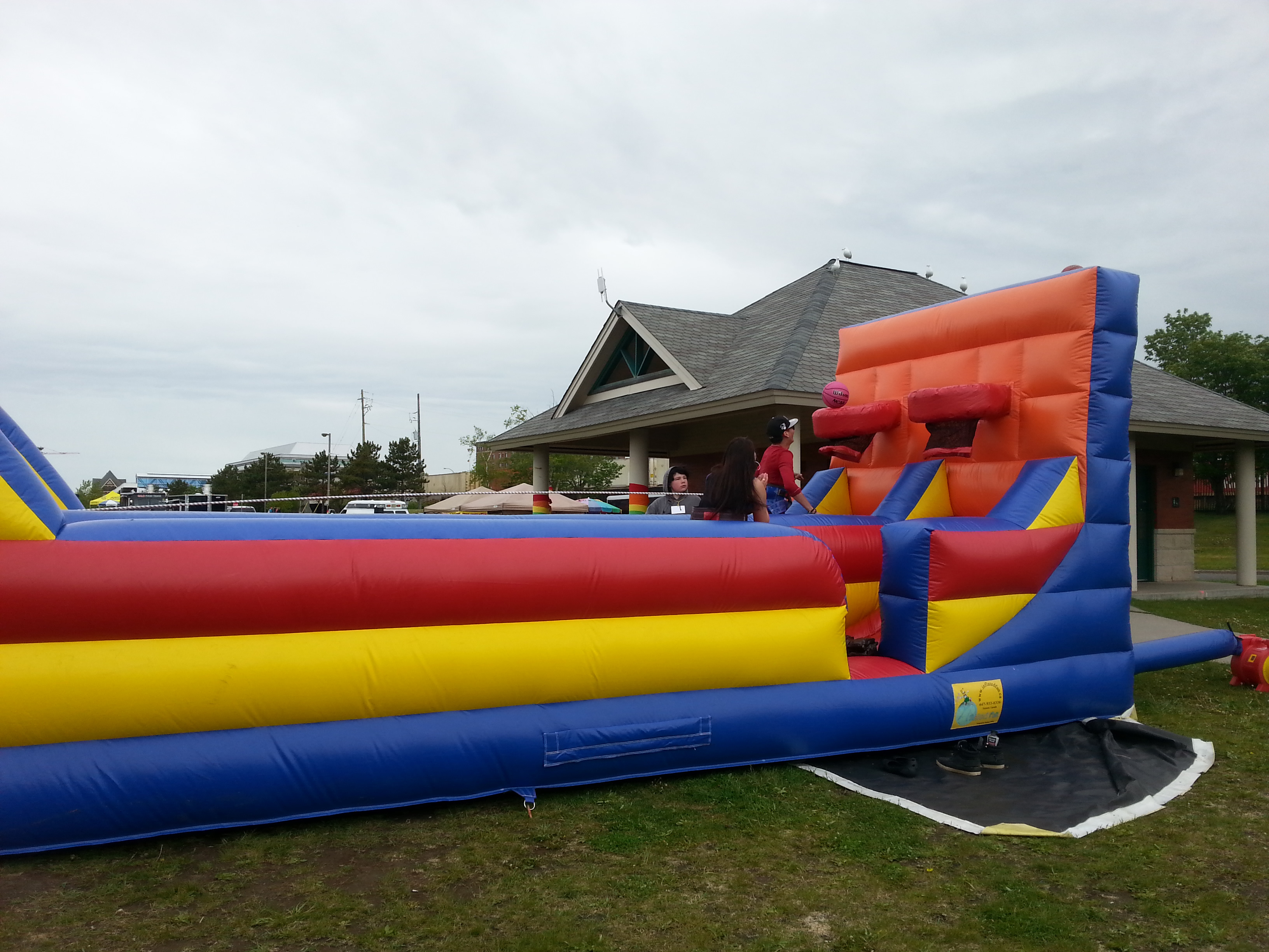 Basketball Bungee Run